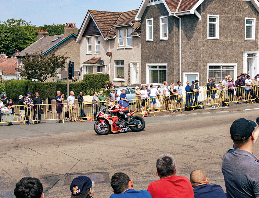 tourist trophy course de moto ile de man