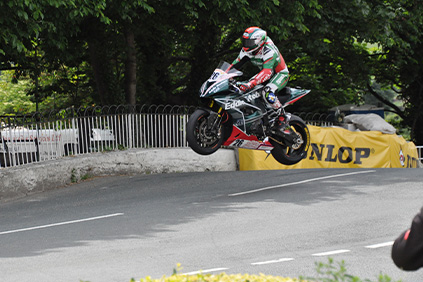 Spot Tourist Trophy - Ballaugh Bridge