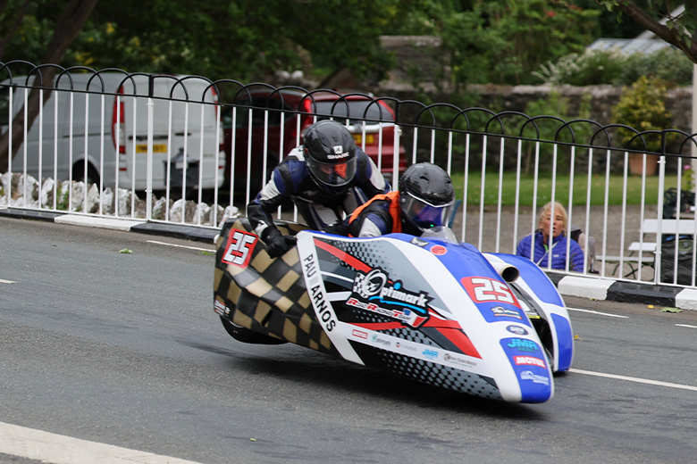 l'évolution des courses de sidecar du tourist trophy