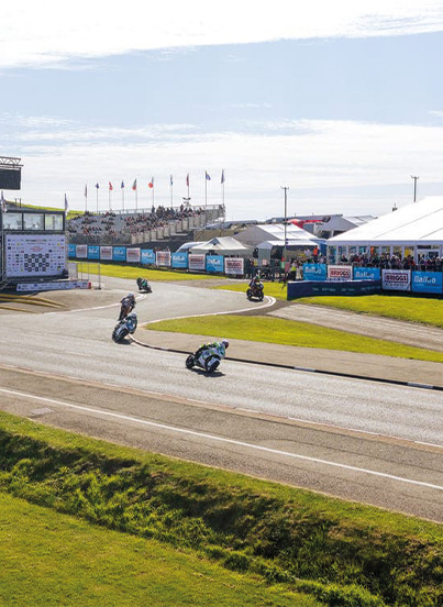 réserver votre séjour pour la north west 200 2026