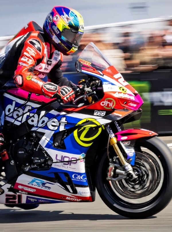 michael evans team dafabet racing au TT 2026