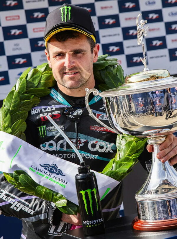 michael dunlop 36eme victoire au tourist trophy