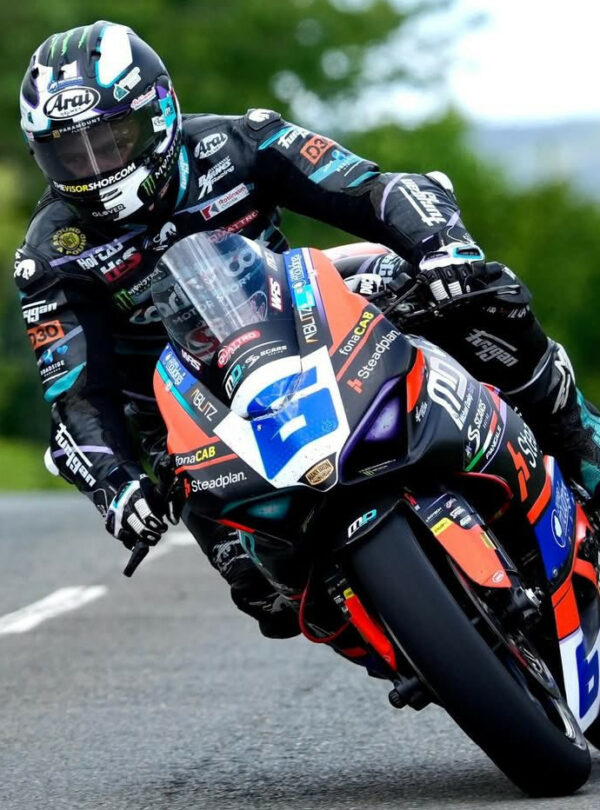 michael dunlop supersport tt 2026